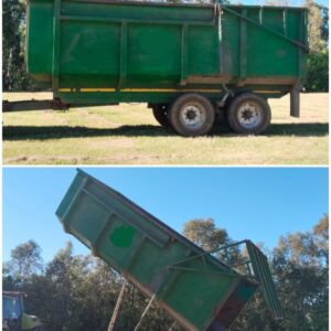 Used green tractor rear attachment – secondhand farming implement for sale in South Africa