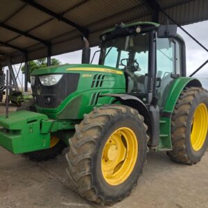 John Deere 6105