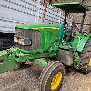 JOHN DEERE 6220