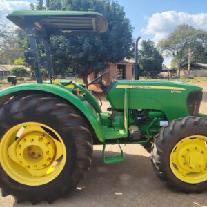 2017 JOHN DEERE 5075E