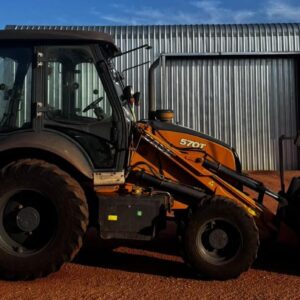 2022 CASE 570T